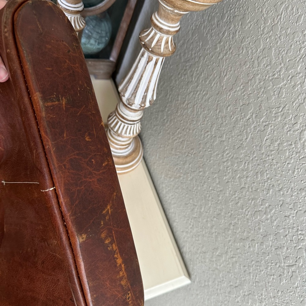 Pioneer Woman leather tote - Picture 6 of 6